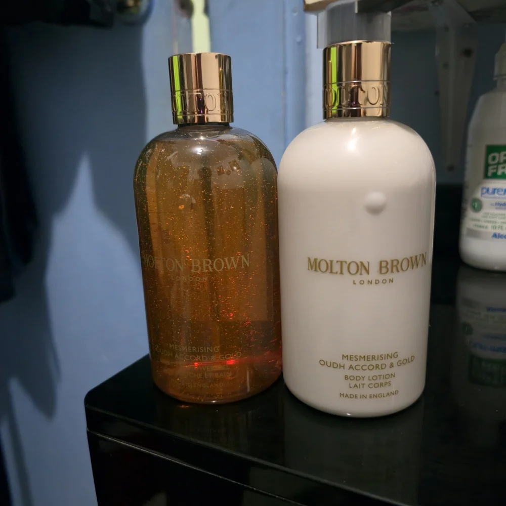 Molton Brown Men’s Body Wash and Lotion Duo - Gold and White